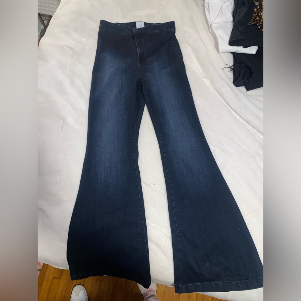 The Mint dark denim size 11/30 EUC